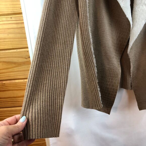 Alfred Dunner 12 Tan Ribbed Cardigan Open Front Sweater Jacket Faux Suede & Knit - Picture 6 of 11